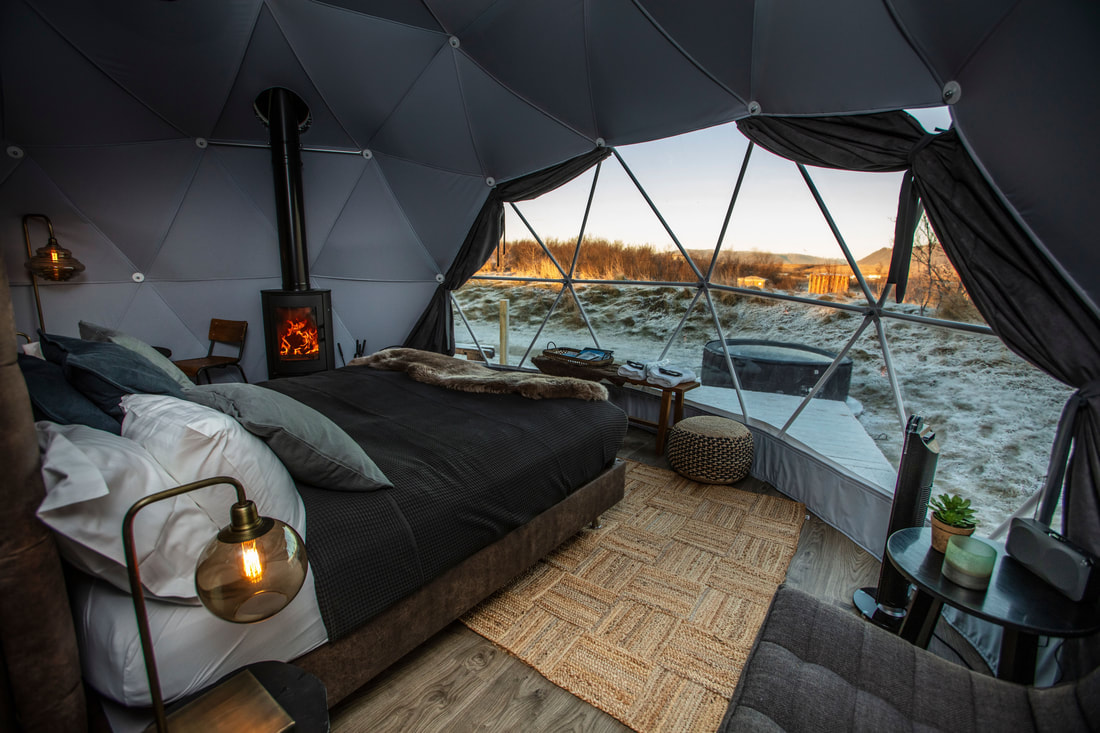 Deluxe Dome with fireplace and wide window